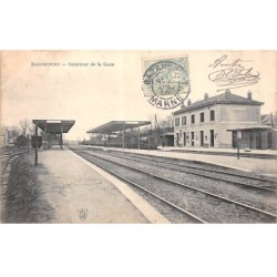 51 - BAZANCOURT - SAN38801 - Intérieur de la Gare - Train