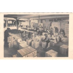 51 - n°84289 - Champagne Louis Roederer - Atelier de mise en caisse de bouteilles - Carte photo