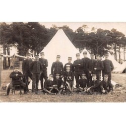51 - n°87032 - MOURMELON LE GRAND - Militaires devant une tente - Carte photo