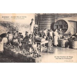 51 - EPERNAY - SAN30650 - Un des Chantiers de Tirage des Vins de Champagne - Métier - Agriculture - Vigne