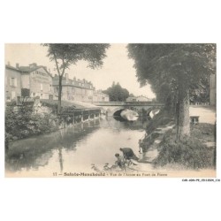 CAR-ADNP9-0599-51 - SAINTE-MENEHOULD - Vue de l'aisne au pont de pierre