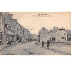 61. n°205786. couterne. la place
