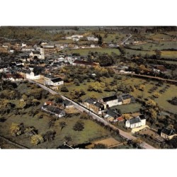 61 - SAN61895 - ST EVROULT - La Rue de la Gare et le Bourg - Vue Aérienne - Spadem - CPSM 10x15 cm