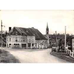 61 - SAN61031 - LES TOURAILLES - Entrée du Bourg - Martin - CPSM 10x15 cm