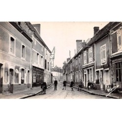 61 - CETON - SAN58481 - La Rue de l'Eglise - CPSM 14x9 cm