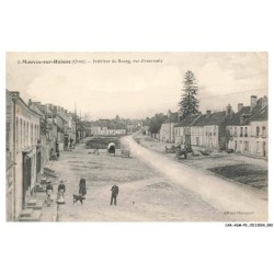 CAR-ADMP9-0656-61 - MAUVES-SUR-HUISNE - Intérieur du bourg - Vue d'ensemble