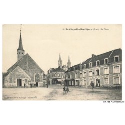 CAR-ADEP1-0012-61 - CHAPELLE-MONTLIGEON - La place