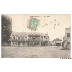 CAR-ADEP1-0044-61 - LONGNY - La place