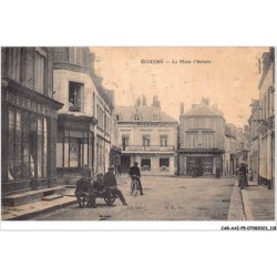 CAR-AAIP5-61-0435 - ECOUCHE - La place d'arme - Pharmacie, commerces