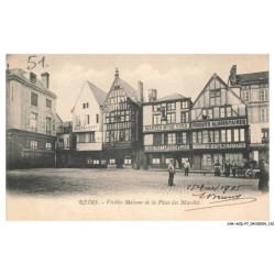 CAR-ACQP7-0464-51 - REIMS - Vieilles maisons de la place des marchés