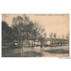 CAR-ACQP7-0418-51 - VITRY-LE-FRANCOIS - La marne et quartier de cavalerie