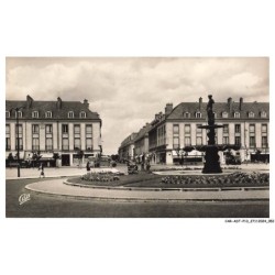 CAR-ADTP13-0663-51 - VITRY-LE-FRANCOIS - Place d'armes