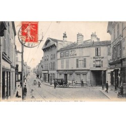51 .n° 109899 . chalons sur marne . attelage .hotel de la cloche .la rue st jacques .photographe g durand .