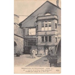 51 - AY - SAN30685 - Avril 1911 - Intérieur de la Maison Deutz Geldermann - Incendiée par l'émeute du 12 avril 1911