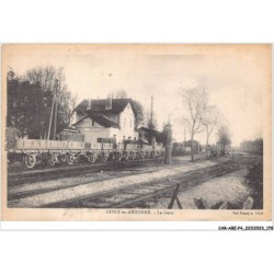 CAR-ABEP4-0375-51 - GIVRY-EN-ARGONNE - La gare - train