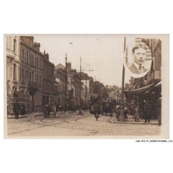 CAR-AFXP7-0358-80 - AMIENS - Carte photo - Photo d'une place publique