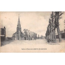 80 - MOTTE EN SANTERRE - SAN66038 - Eglise et place