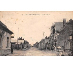 80 . n° 202854 . GUILLAUCOURT .RUE DE LA GARE