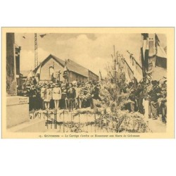 80.GRIVESNES.n°13684.LE CORTEGE S'ARRETE AU MONUMENT AUX MORTS DE GRIVESNES