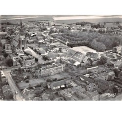 80. n°53353. Villiers-bretonneux. le parc. vue aérienne .CPSM.