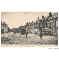 CAR-ABUP10-0936-80 - NESLE - Place - Coté nord