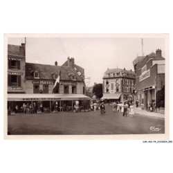 CAR-ADCP4-0263-80 - LE CROTOY - La place jeanne-d'arc