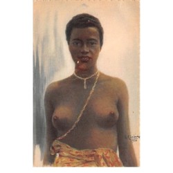 Illustrateur - n°63317 - Liezard - Exposition Coloniale Internationale de Paris 1931 n°5 - Madagascar - Femme malgache