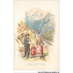 CAR-AAOP7-0587 - ILLUSTRATEUR - UNE FAMILLE ,LA VIEILLE AUVERGNE