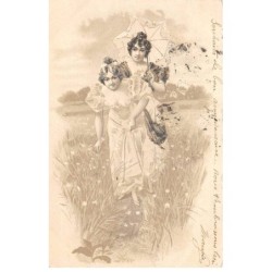 Illustrateur - n°89911 - Jeunes femmes se promenant dans un pré, l'une se protégeant avec une ombrelle