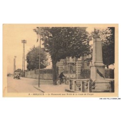 CAR-ACSP10-0624-52 - SERQUEUX - Le monument aux morts et la route des forges