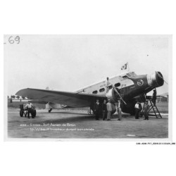CAR-ADWP17-0967-AVIATION - Lyon - Port aérien de bron - Un wibault trimoteur durant son escale