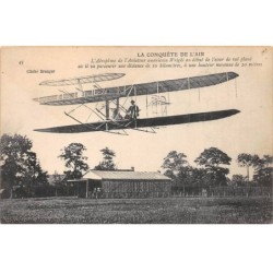 AVIATION - SAN33963 - L'aéroplane de l'aviateur américain Wright au début de l'essor de vol plané