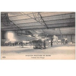 aviation . n°46333 . interieur d un hangar . reims. avion . aviateur .