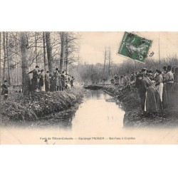 CHASSE - SAN37885 - Forêt de Villers Cotterêts - Equipage Meunier - Bat l'eau à Coyolles
