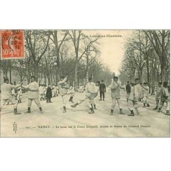 BOXE.NANCY.LA BOXE SUR LE COURS LEOPOLD DEVANT LA STATUE DU GENERAL DROUOT