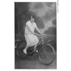 CAR-ABTP11-0850-SPORT - CYCLISME - Cycliste - Femme - CARTE PHOTO