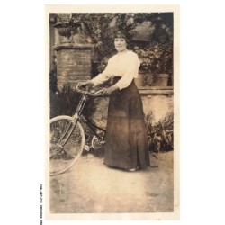 CAR-ABTP11-0842-SPORT - CYCLISME - Cycliste - Femme - CARTE PHOTO