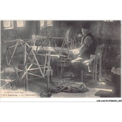 CAR-AAGP8-76-0679 - LUNERAY - Le Bobineux - Machine filer - Metiers