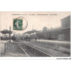 CAR-AAIP7-76-0651 - SERQUEUX - La gare - Vue interieure - Les quais - Train