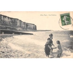 76  .  n° 202726    .   PUYS  . LES FALAISES