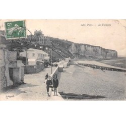 76  .  n° 202725    .   PUYS  . LES FALAISES