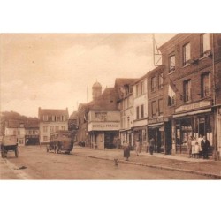 76 - n°150903 - Ry - Grande rue et place de la mairie - Autobus -