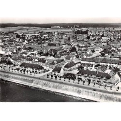 76 . n°sac10621 . Oissel- Sur-Seine . Les Quais et vue générale n°9 . en avion au dessus de . cpsm 10X15 cm . LAPIE