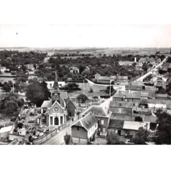 76 . n°sac10625 . Notre-Dame de Franqueville . L'Eglise n°3 . en avion au dessus de . cpsm 10X15 cm . LAPIE