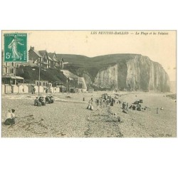 76.LES PETITES DALLES.n°13573.LA PLAGE ET LES FALAISES