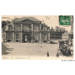CAR-ACRP11-0682-76 - EU - L'hotel de ville