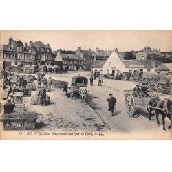 76 - EU - SAN65898 - La Place Mathomesnil un jour de foire - Agriculture