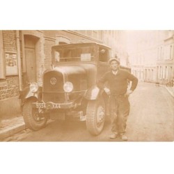76 - n°87140 - Homme près d'un camion - XA Seine Inférieur - Métier - Carte photo à localiser
