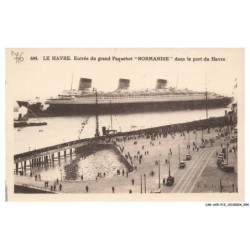 CAR-ACRP12-0740-76 - LE HAVRE - Entrée du grand paquebot normandie dans le port du havre