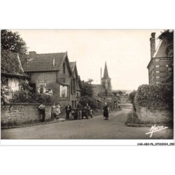 CAR-ABOP6-0495-76 - MESNIERES-EN-BRAY - Rue de la gare